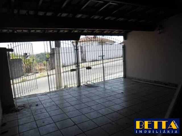 #6857 - Casa para Locação em Jacareí - SP - 2