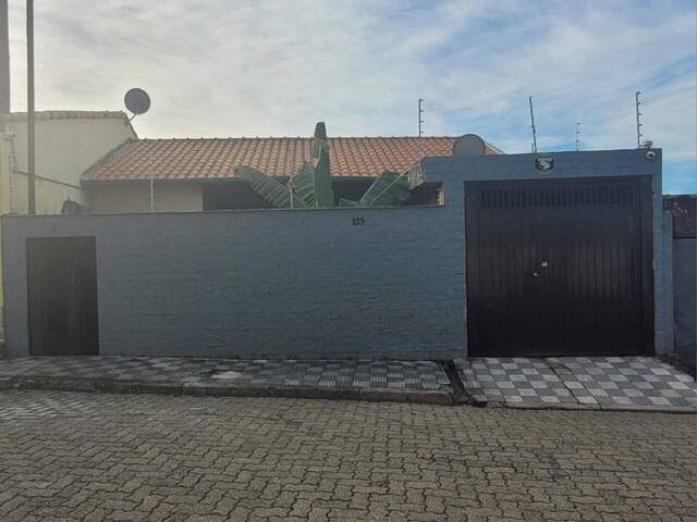 #6861 - Casa para Venda em Jacareí - SP - 2