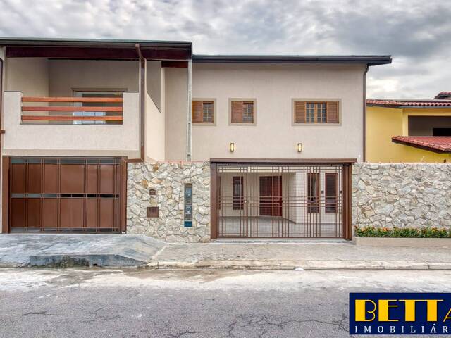 #6862 - Casa para Venda em Jacareí - SP - 2