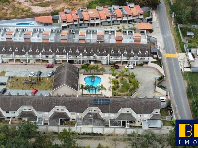 #6868 - Casa em condomínio para Venda em Guararema - SP - 3