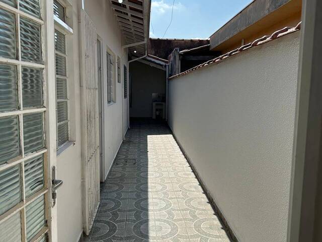 #6893 - Casa para Venda em Jacareí - SP - 3