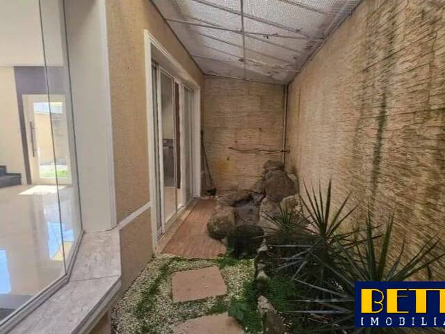 #6909 - Casa para Venda em Jacareí - SP