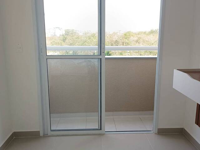 #6911 - Apartamento para Locação em Jacareí - SP - 2