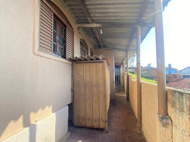 #6931 - Casa para Venda em Jacareí - SP - 3