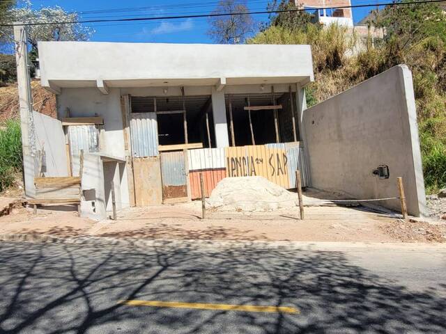 Venda em Parque Santo Antônio - Jacareí