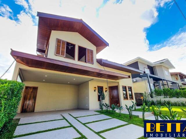 Venda em Loteamento Villa Branca - Jacareí