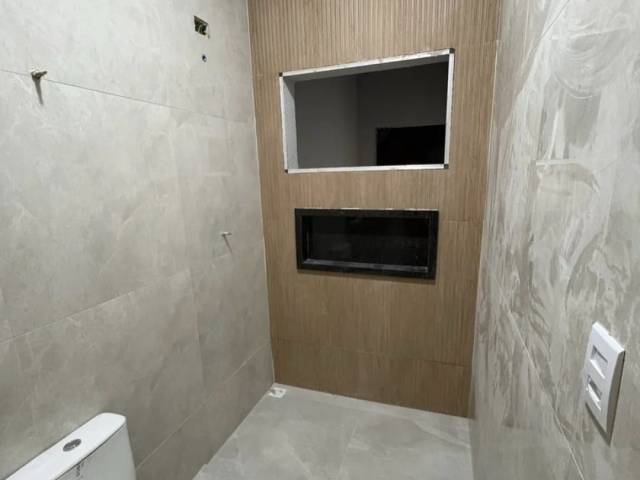 #7012 - Casa para Venda em Jacareí - SP - 2