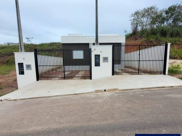 #7031 - Casa para Venda em Jacareí - SP - 2