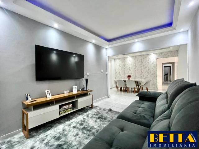 #7032 - Casa para Venda em Jacareí - SP