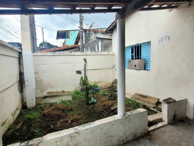 Casa para Venda em Jacareí - 3