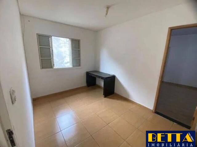 #7128 - Casa para Venda em Jacareí - SP - 2