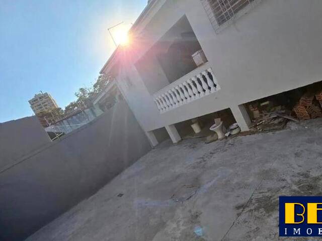 #7143 - Casa para Venda em Jacareí - SP - 2