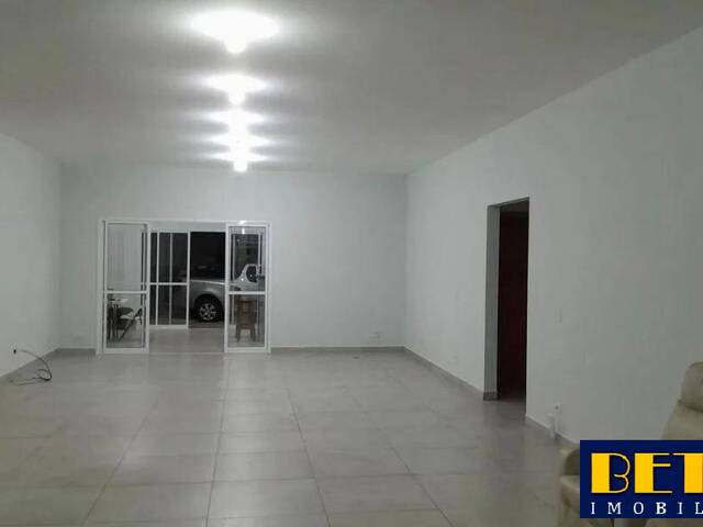 #7170 - Casa para Venda em Jacareí - SP