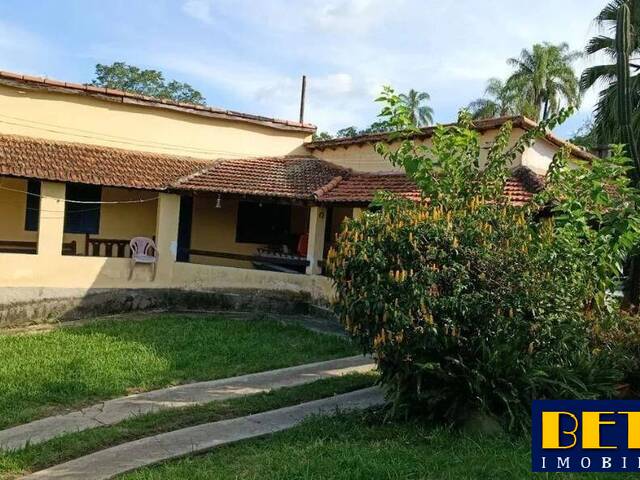 Venda em Veraneio Irajá - Jacareí