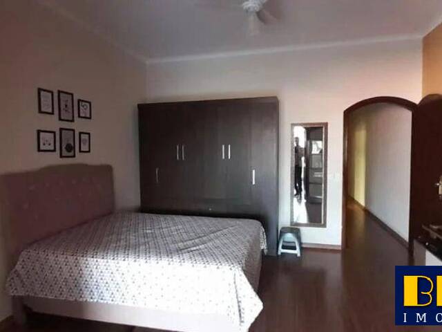 #7173 - Casa para Venda em Jacareí - SP - 2