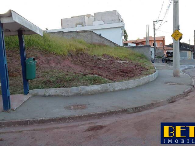 Terreno para Venda em São José dos Campos - 4