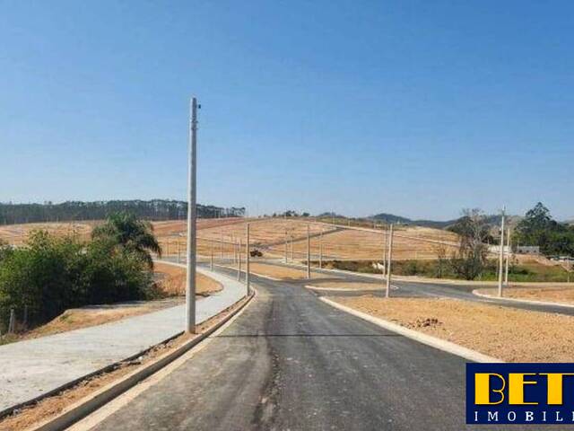 Terreno para Venda em São José dos Campos - 4