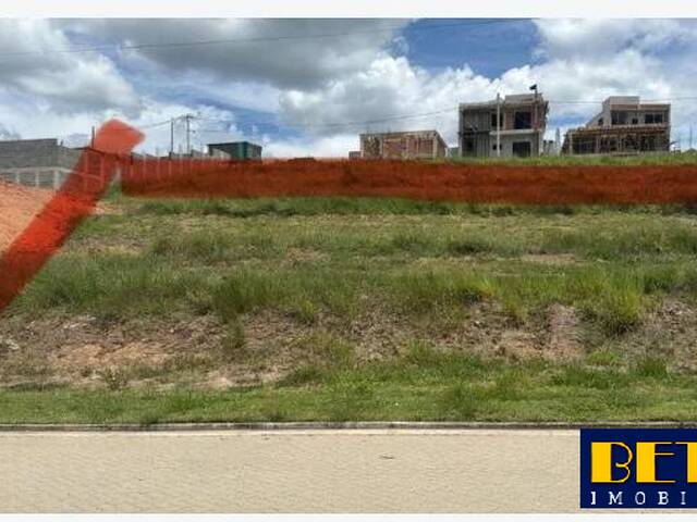 Venda em Loteamento Terras Alpha São José dos Campos - São José dos Campos