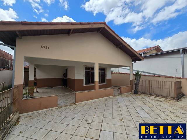 Casa para Venda em São José dos Campos - 3