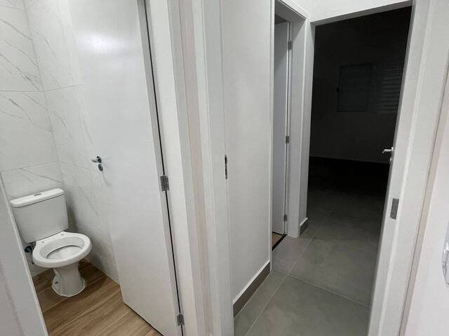 Casa para Venda em São José dos Campos - 5