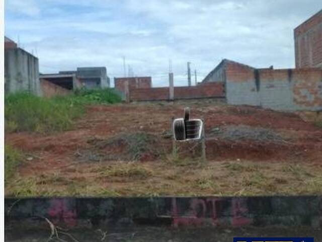 Terreno para Venda em São José dos Campos - 5