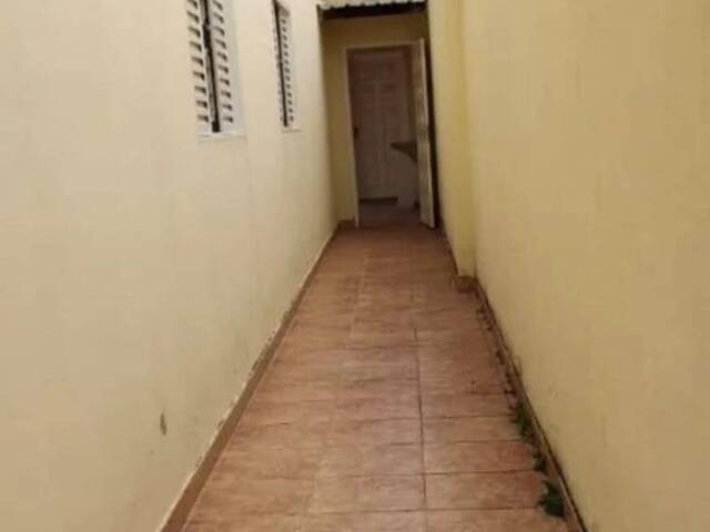 #7296 - Casa para Venda em Jacareí - SP - 2