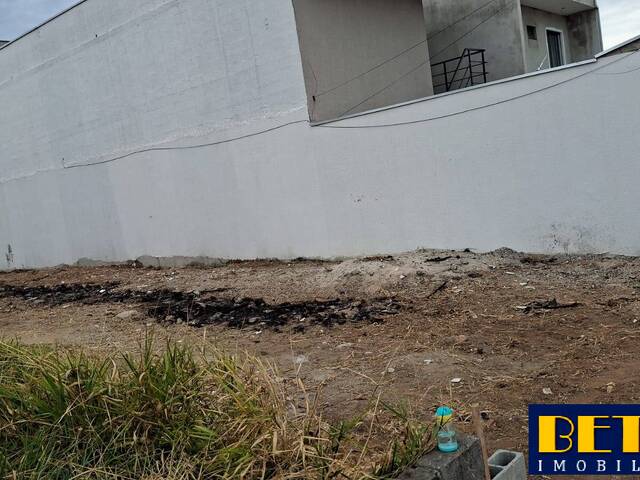 Terreno para Venda em São José dos Campos - 4