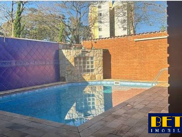 Casa para Venda em São José dos Campos - 2