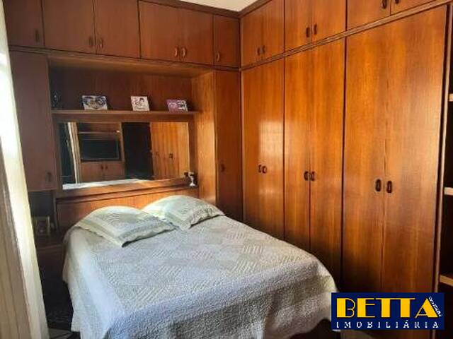 Casa para Venda em São José dos Campos - 5