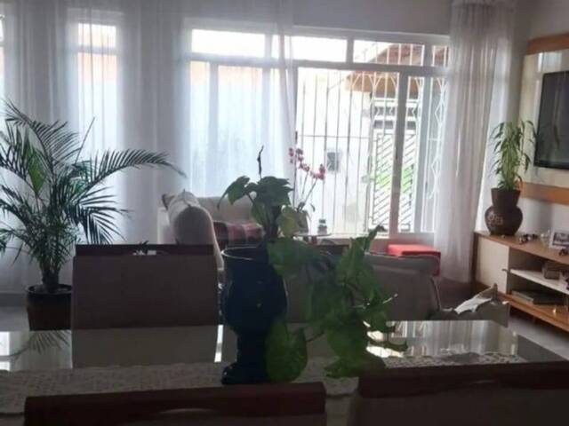 #7348 - Casa para Venda em Jacareí - SP - 2