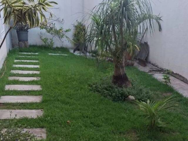 Venda em Jardim Santa Maria - Jacareí