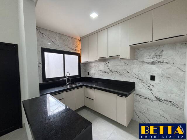Casa para Venda em São José dos Campos - 5