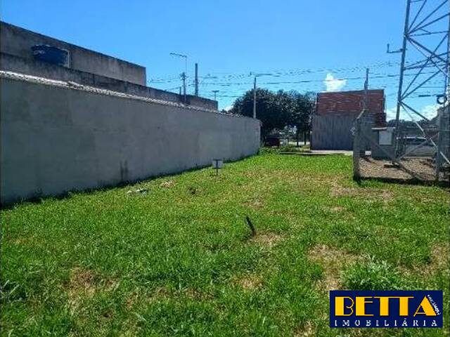 Terreno para Venda em São José dos Campos - 4