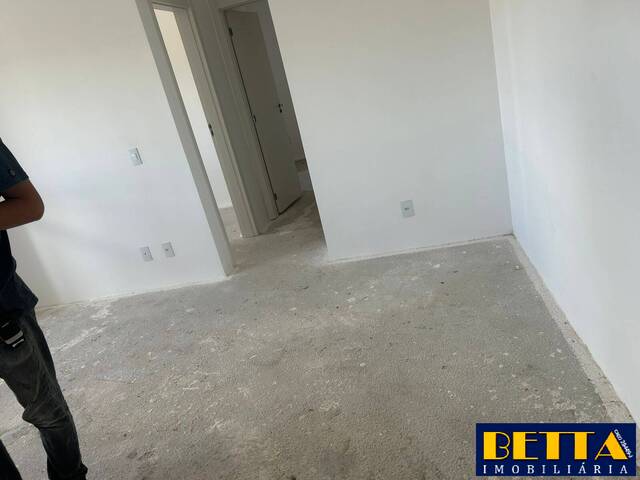 Apartamento para Venda em São José dos Campos - 4