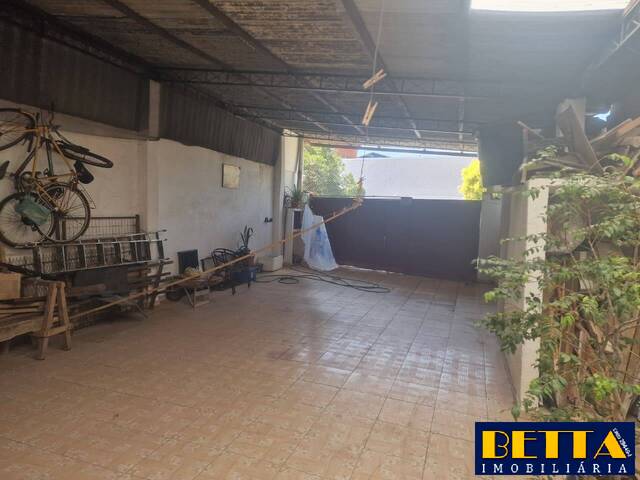 Casa para Venda em São José dos Campos - 5
