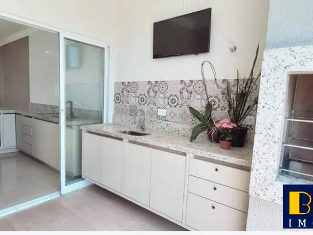Casa para Venda em São José dos Campos - 5
