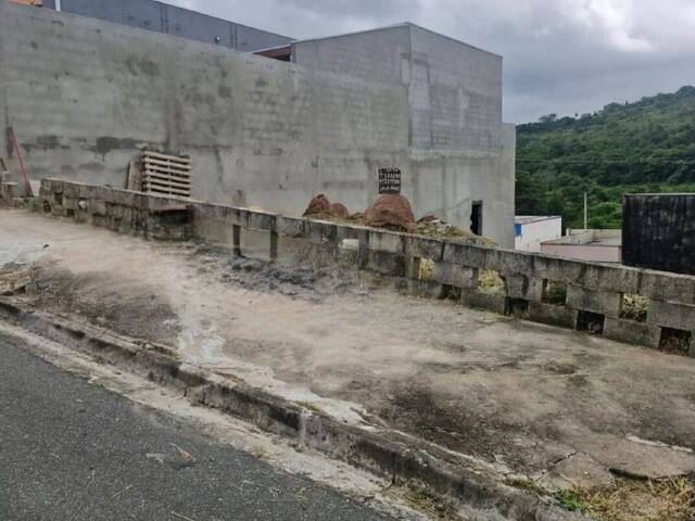 Terreno para Venda em Jacareí - 4