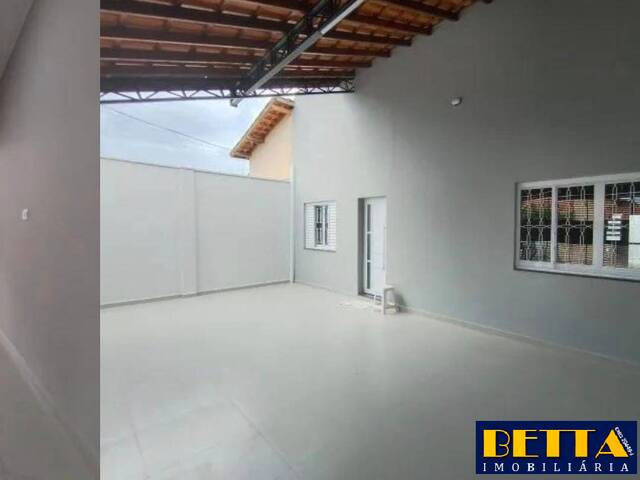 #7476 - Casa para Venda em Jacareí - SP - 2