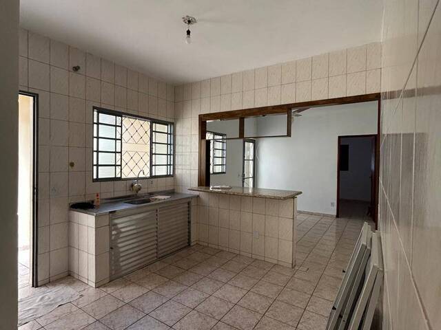 #5406 - Casa para Venda em Jacareí - SP