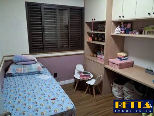 Apartamento para Venda em São José dos Campos - 4