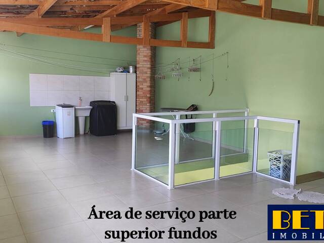 Casa para Venda em São José dos Campos - 4