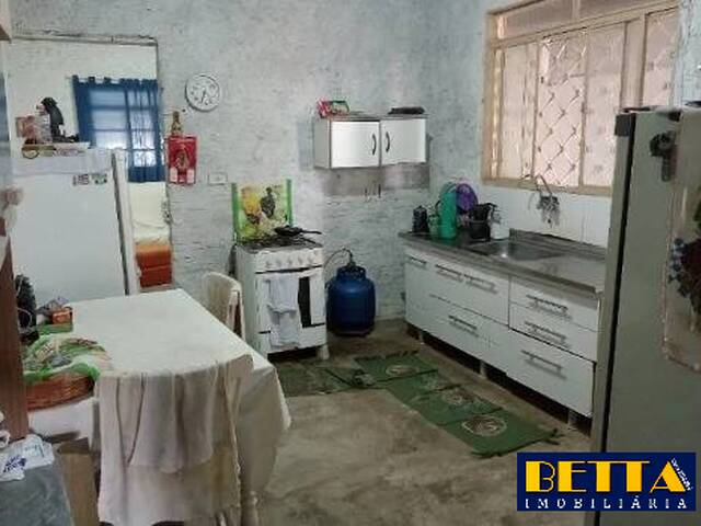 #7570 - Casa para Venda em São José dos Campos - SP - 2