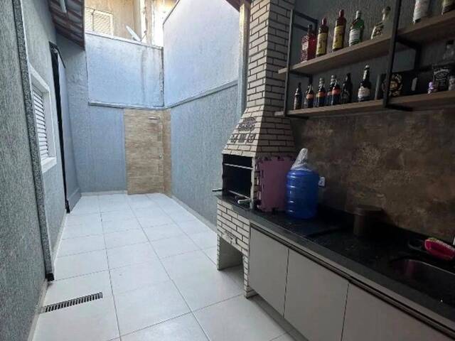 #7574 - Casa para Venda em Jacareí - SP - 3