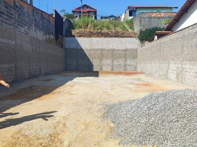 #7579 - Terreno para Venda em Jacareí - SP - 2