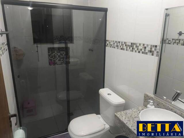 #7588 - Casa para Venda em Jacareí - SP - 2