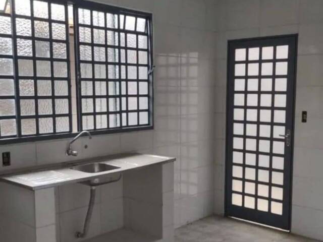 #7619 - Casa para Venda em Jacareí - SP - 3