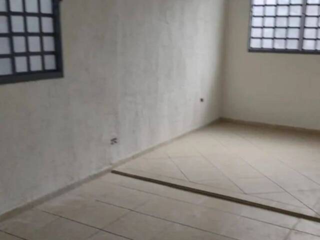 #7619 - Casa para Venda em Jacareí - SP - 2