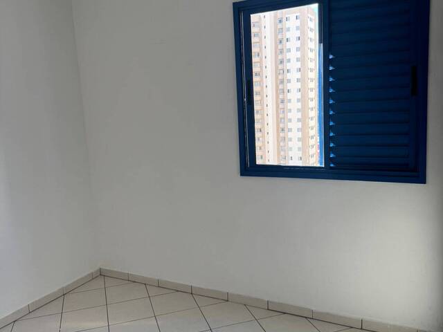 #7640 - Apartamento para Locação em São José dos Campos - SP - 2
