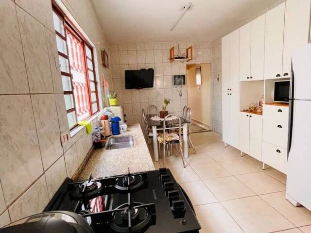 Casa para Venda em Jacareí - 5