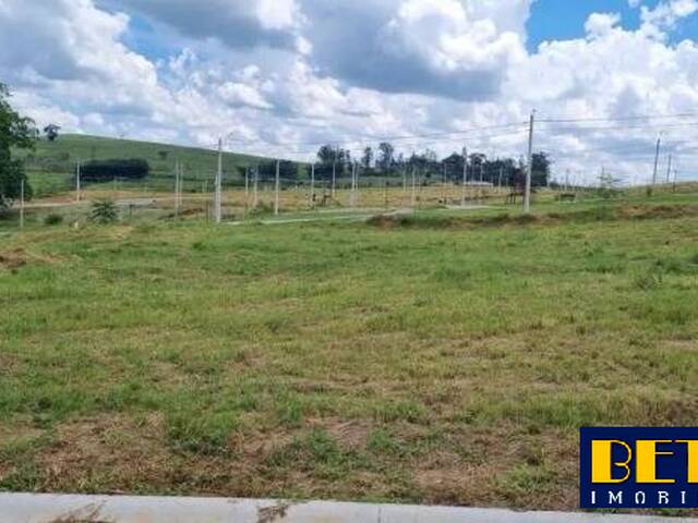 Venda em Borda da Mata - Caçapava